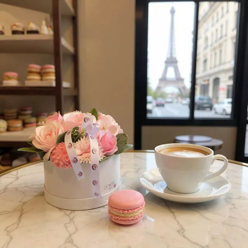 COMPOSITION EN FLEUR DE SAVON BOITE RONDE TONS PASTEL